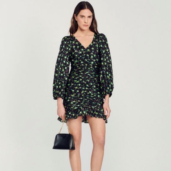 Novalee V Neck Dress - Picture 1 of 5